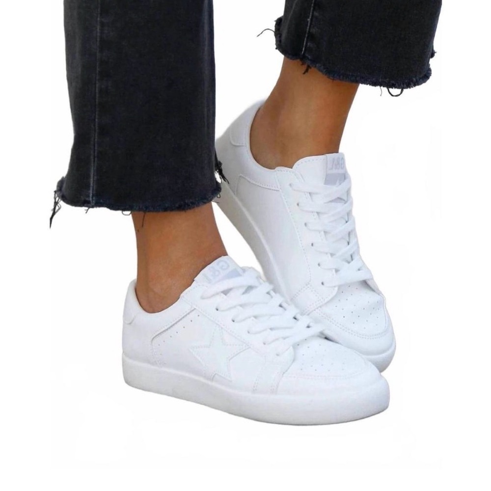 Grace & Lace White Star Sneakers | Size 9 | Brand New | Classic Casual